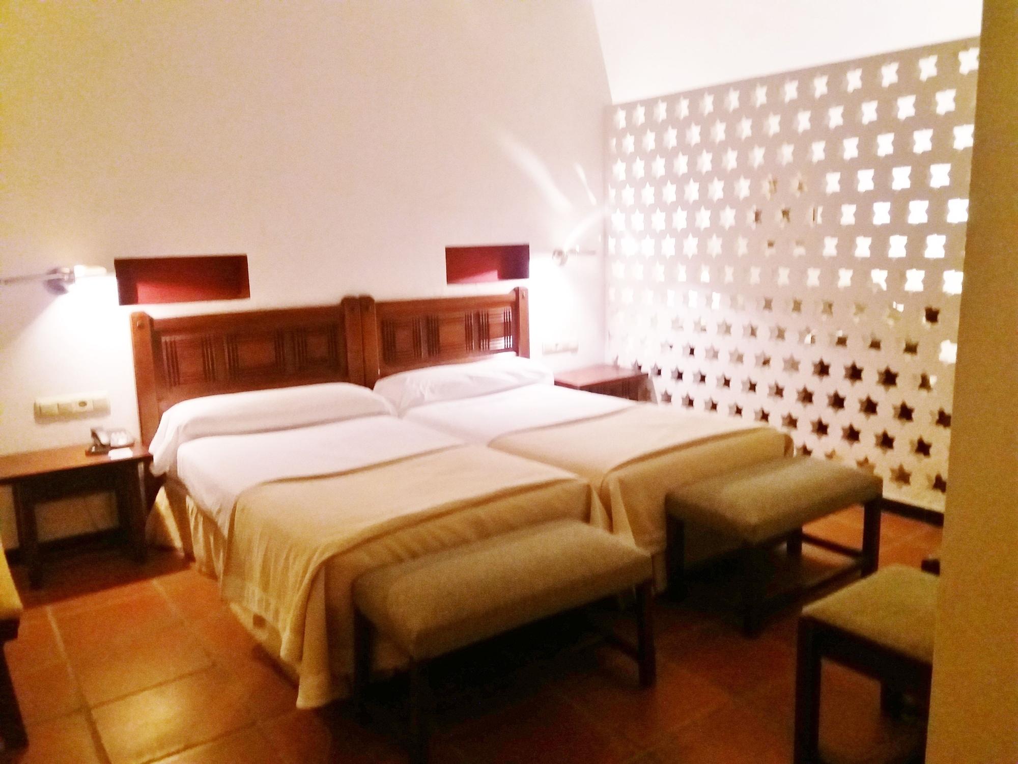 Parador De Сеута Экстерьер фото